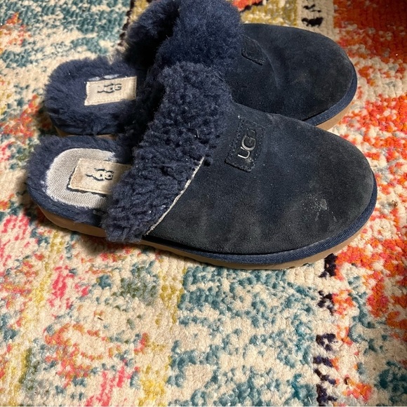 Ugg Navy Cozy Slippers womens size 6 - Picture 3 of 7